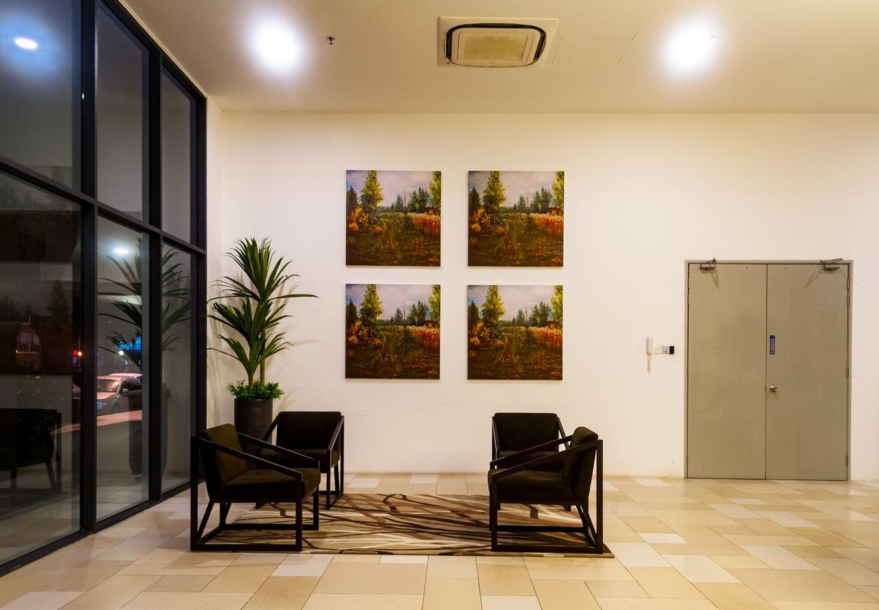 Lazy Traveler'S Suite By D Imperio Homestay George Town Zewnętrze zdjęcie