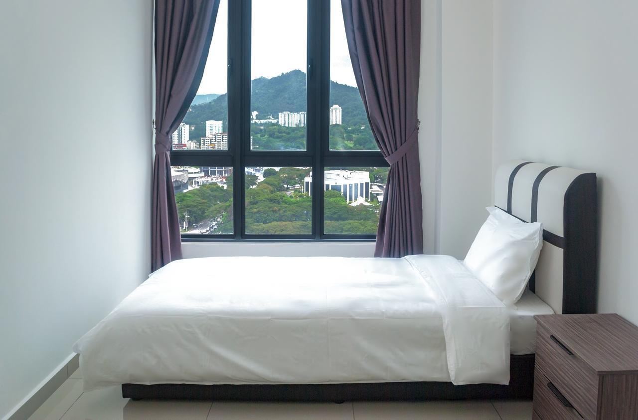 Lazy Traveler'S Suite By D Imperio Homestay George Town Zewnętrze zdjęcie